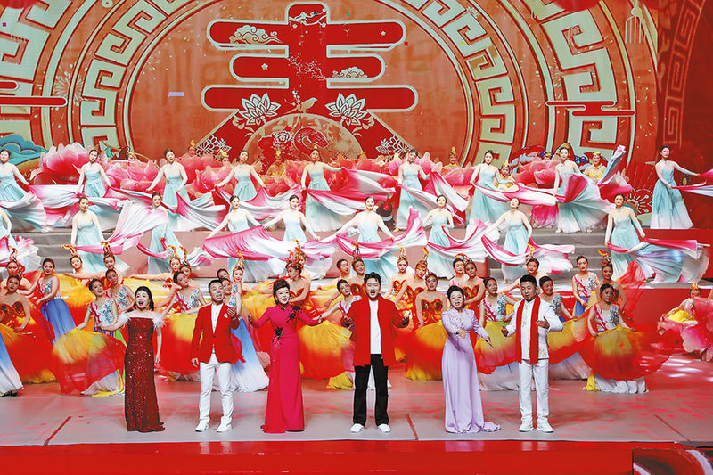 2025年渭南市春节联欢晚会精彩上演 樊维斌陈晓勇王琦李军政等观看演出
